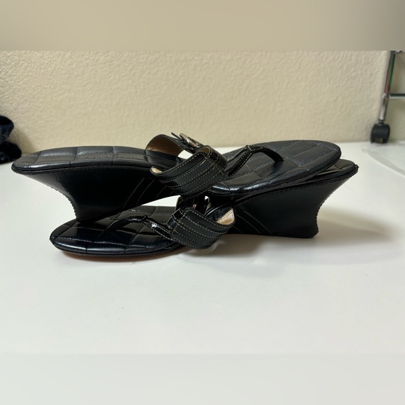 Cole Haan Buckle Strap Leather Wedge Flip Flop Style Sandals 8.5 - Picture 6 of 10
